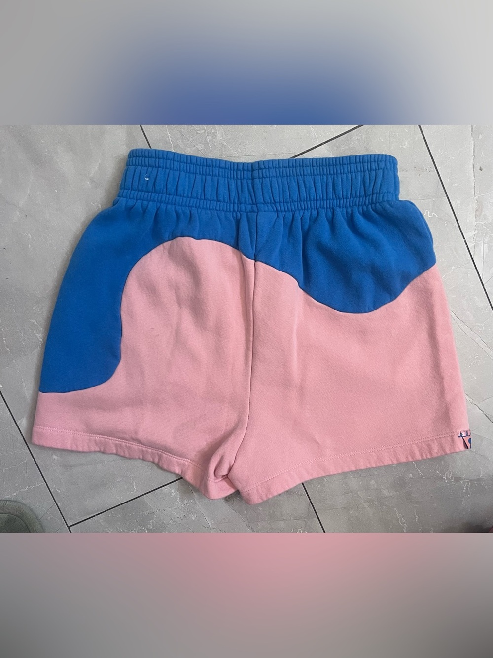 Nike Vintage Pink and Blue Colorblock Women’s Shorts - Picture 4 of 4
